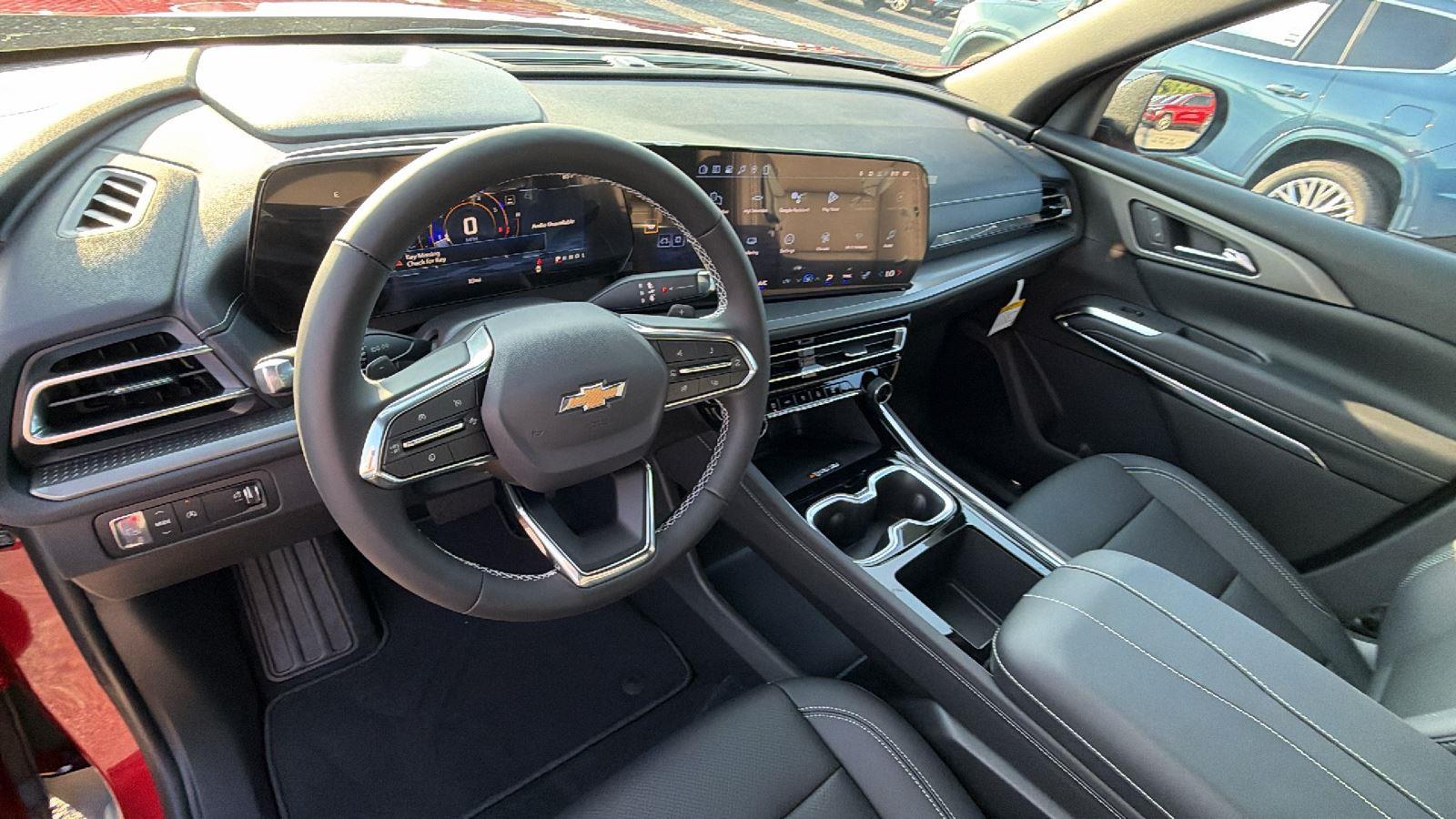 2026 Chevrolet Traverse LT - Photo 3