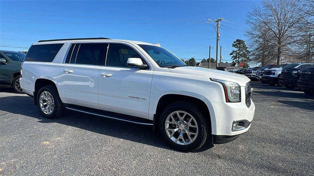 Used 2018 GMC Yukon XL SLT SUV