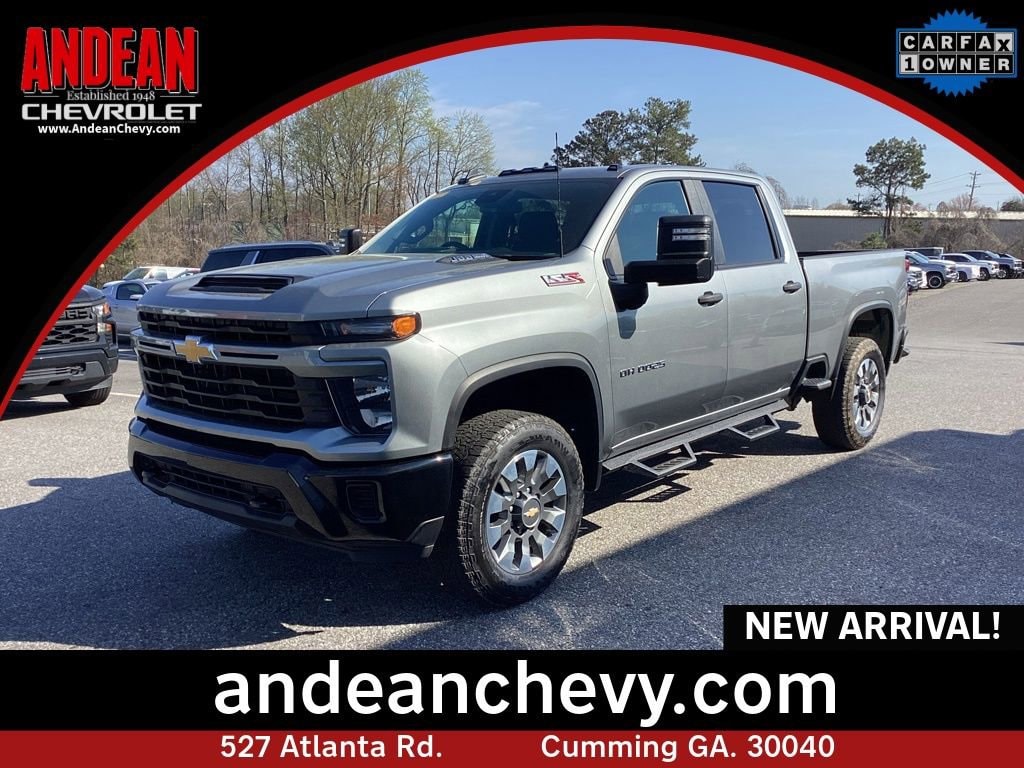 2024 Chevrolet Silverado 2500HD Custom Crew Cab 4WD
