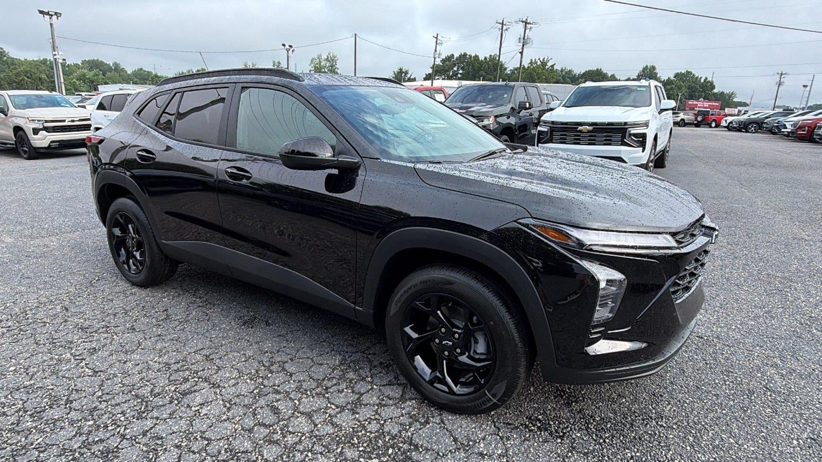 2026 Chevrolet Trax LT - Photo 6