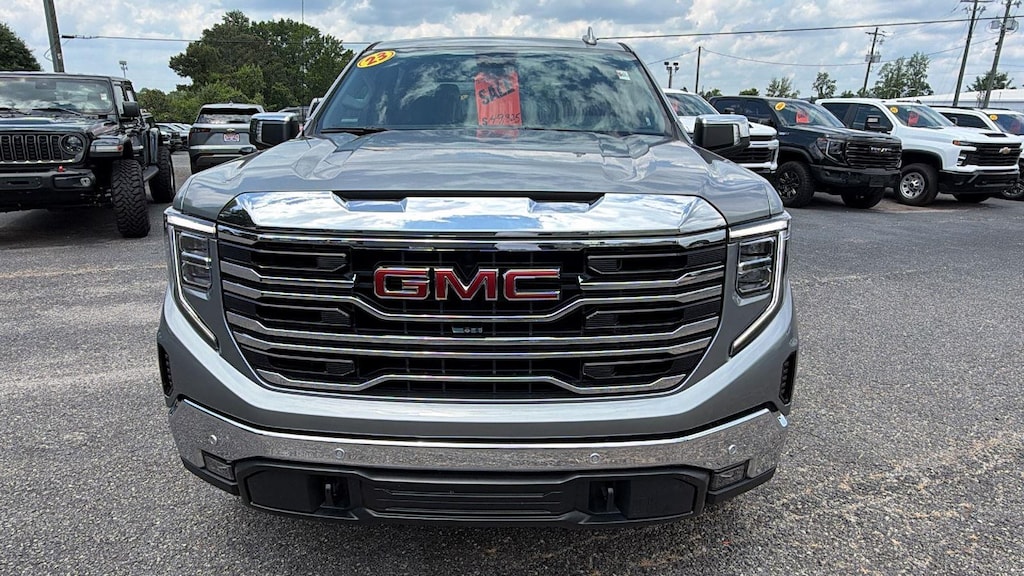 Used 2023 GMC Sierra 1500 SLT Truck Crew Cab