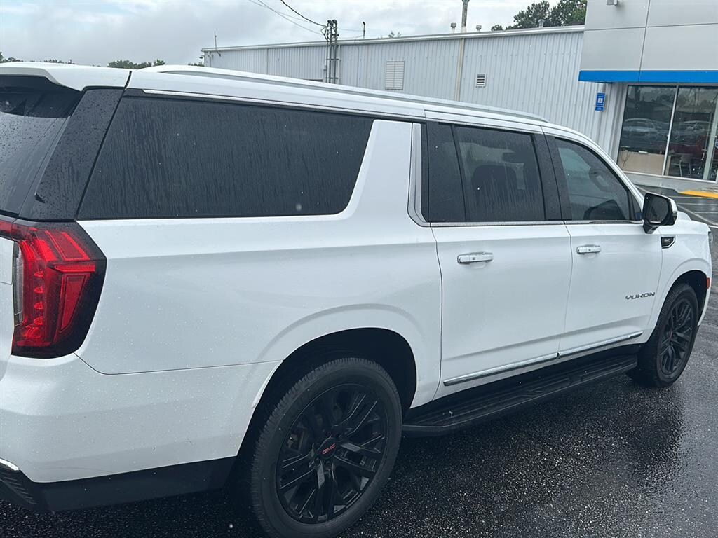 Used 2022 GMC Yukon XL SLT SUV