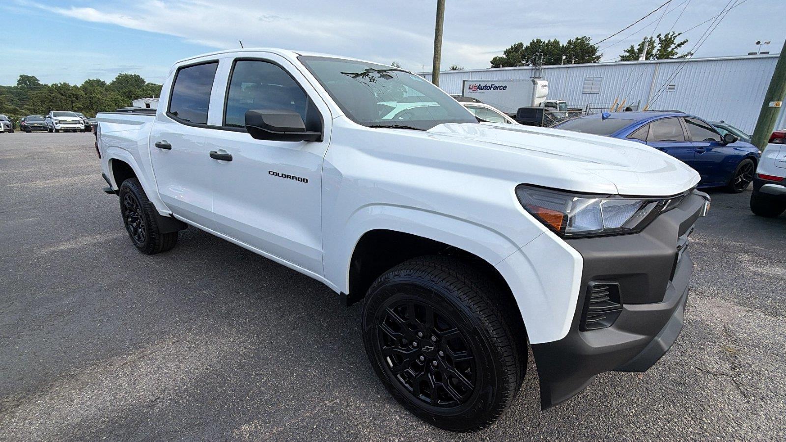 2026 Chevrolet Colorado Work Truck - Photo 6