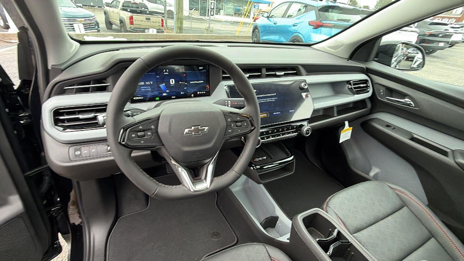 2027 Chevrolet Bolt RS - Photo 18