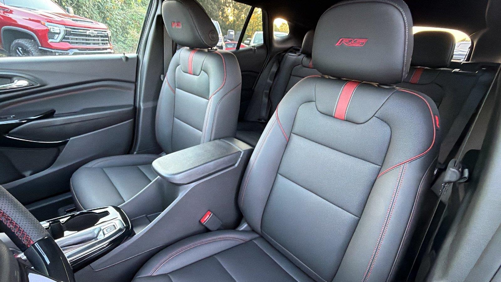 2026 Chevrolet Trax RS - Photo 5