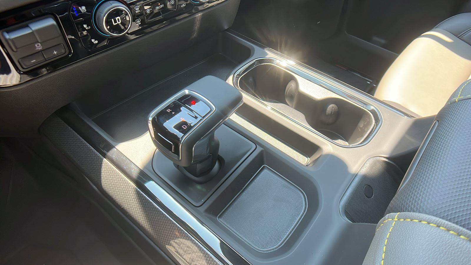 2025 Chevrolet Silverado 1500 ZR2 - Photo 24
