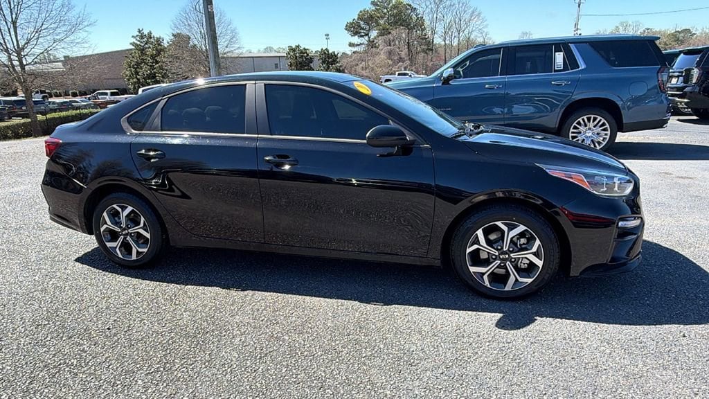 Used 2020 Kia Forte LXS Sedan