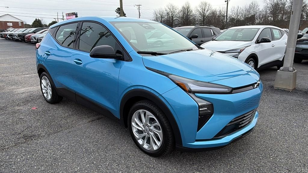 New 2027 Chevrolet Bolt LT SUV