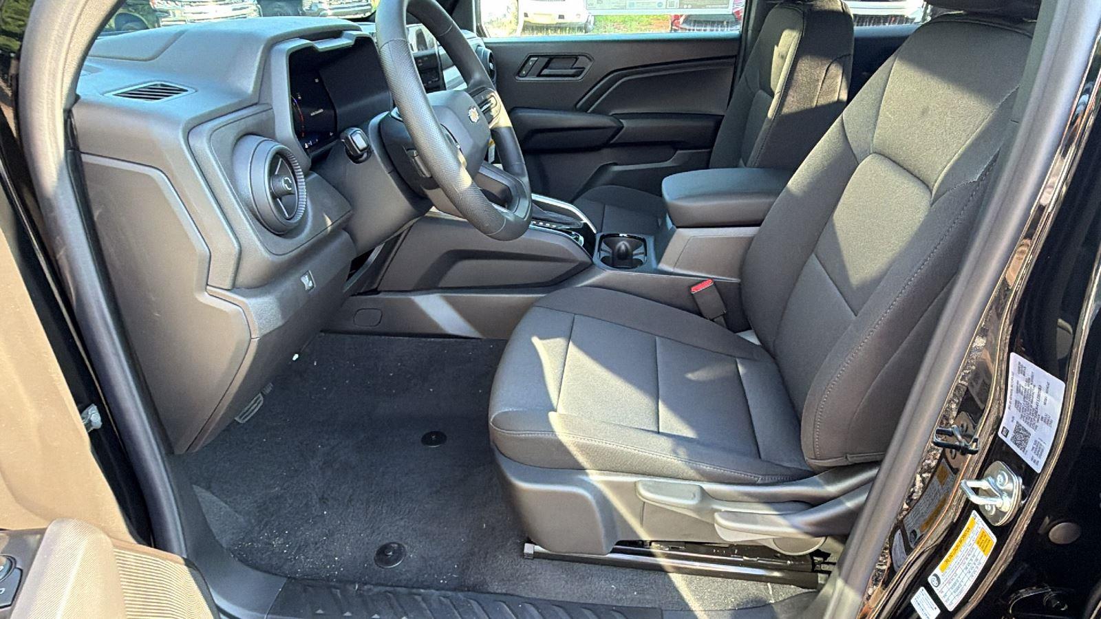 2026 Chevrolet Colorado Work Truck - Photo 16