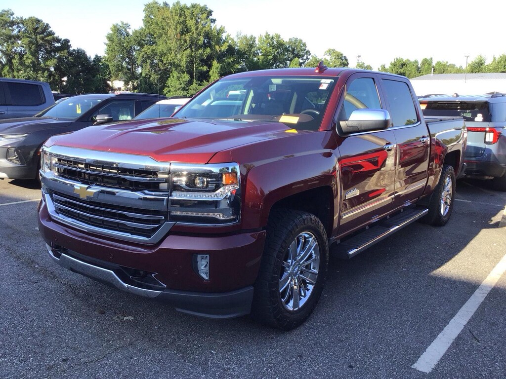 Used 2017 Chevrolet Silverado 1500 High Country Truck Crew Cab