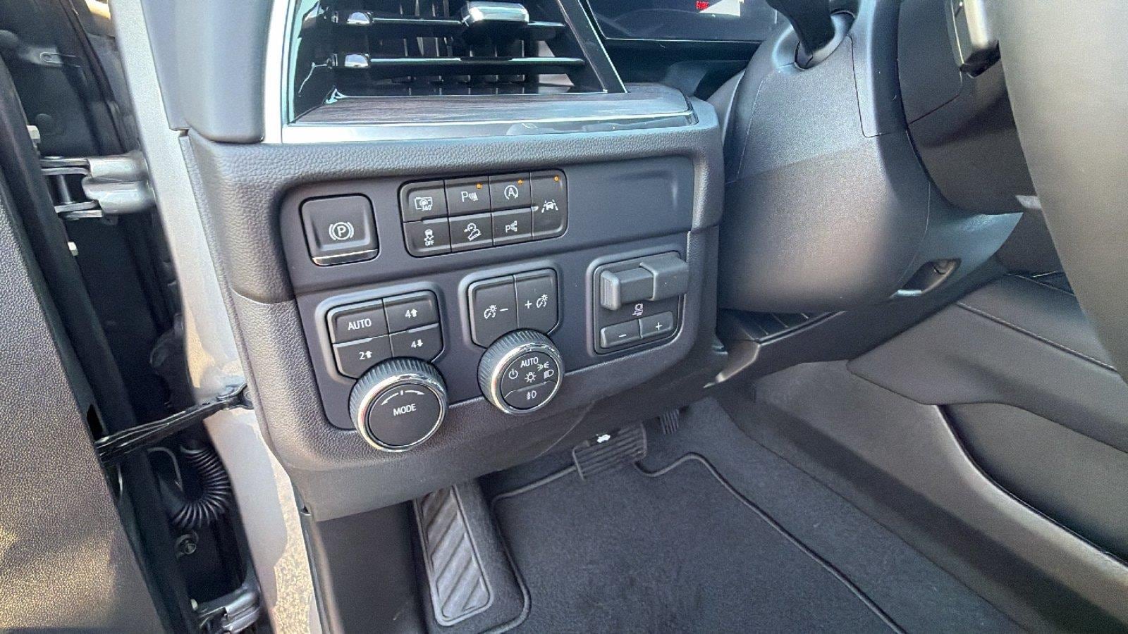 2026 Chevrolet Suburban Z71 - Photo 21