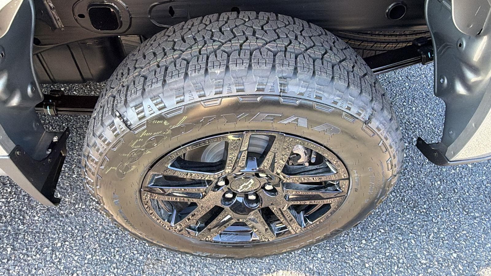 2026 Chevrolet Silverado 1500 RST - Photo 13