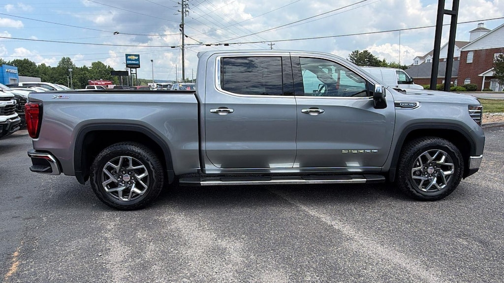 Used 2023 GMC Sierra 1500 SLT Truck Crew Cab