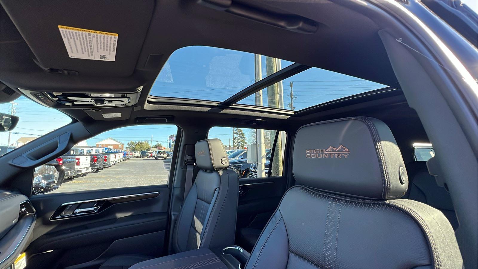 2026 Chevrolet Suburban High Country - Photo 16