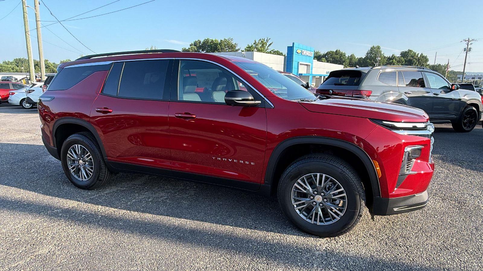 2026 Chevrolet Traverse LT - Photo 4