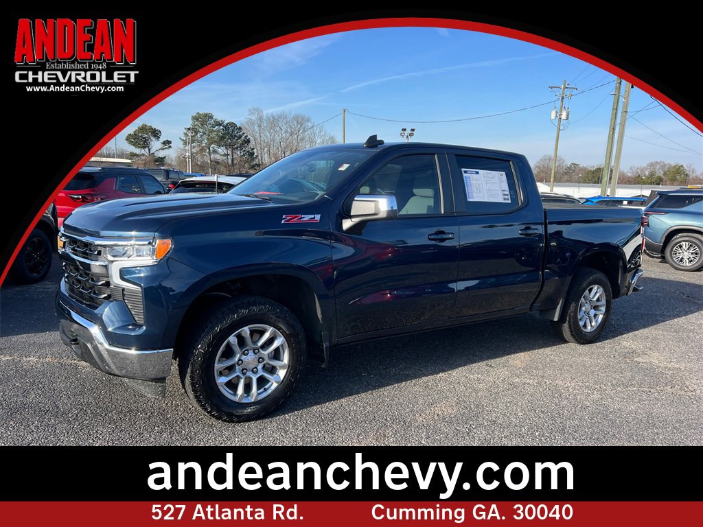 2022 Chevrolet Silverado 1500 LT Crew Cab 4WD