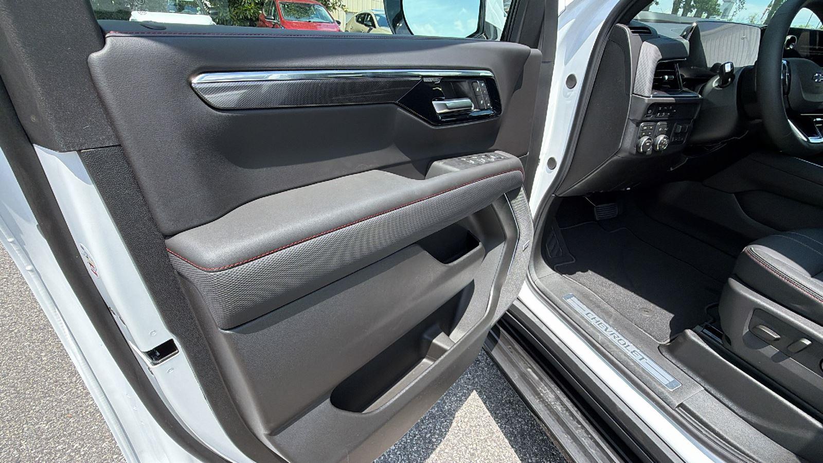 2026 Chevrolet Tahoe RST - Photo 11