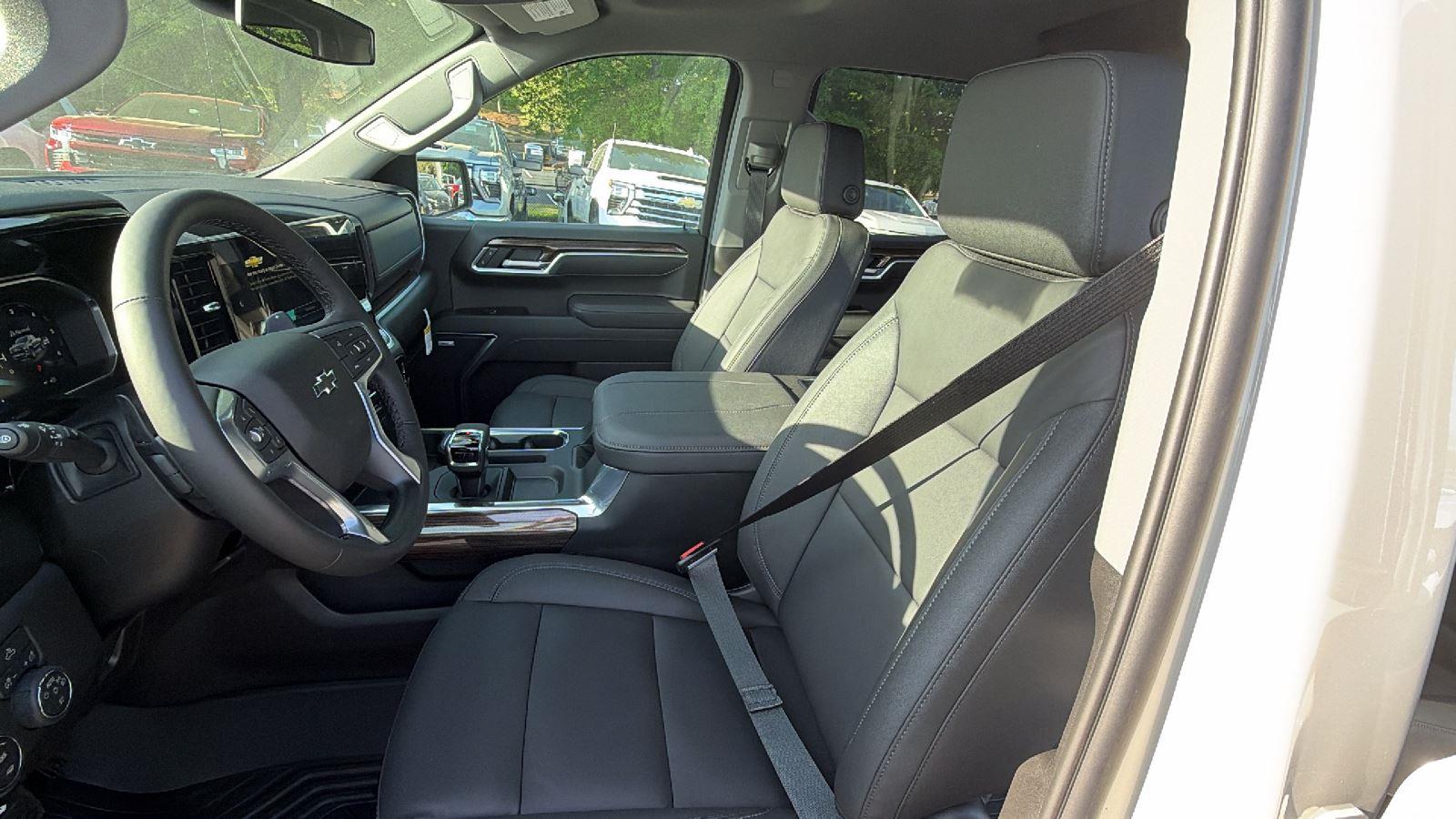 2026 Chevrolet Silverado 1500 RST - Photo 14