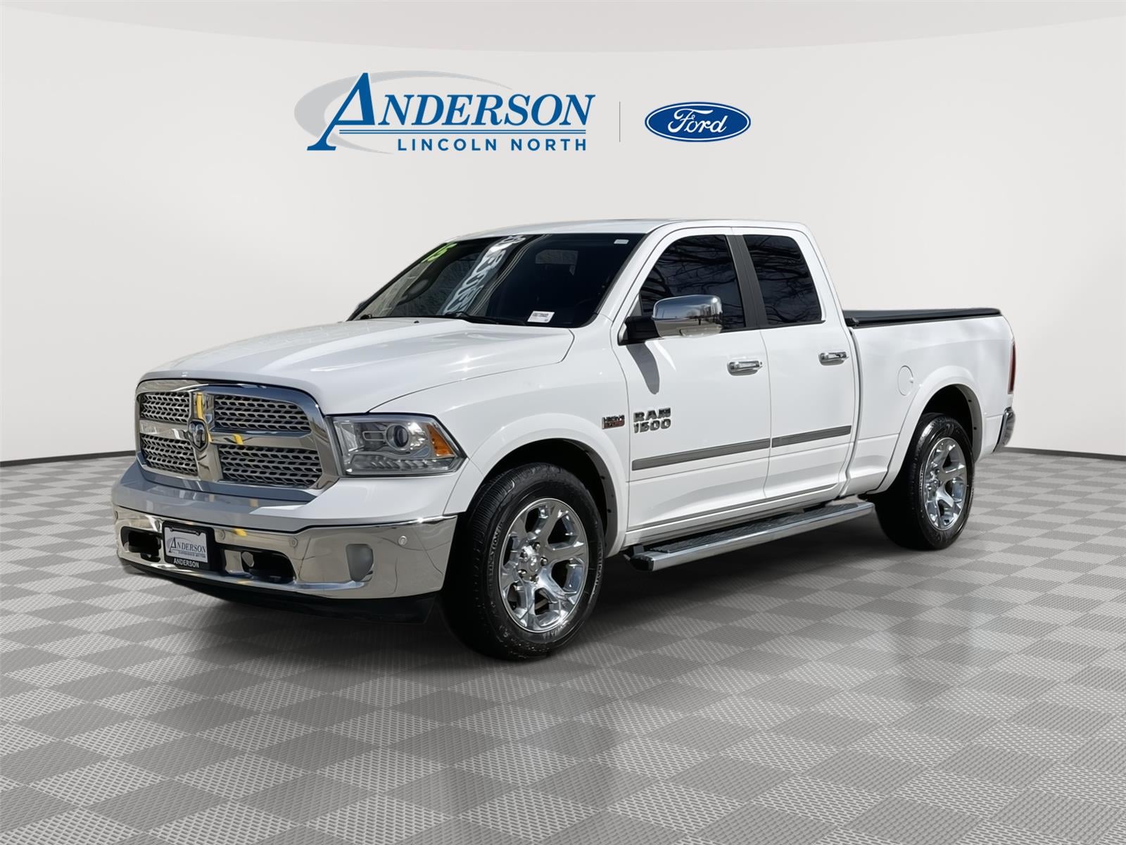 2015 RAM Ram 1500 Pickup Laramie