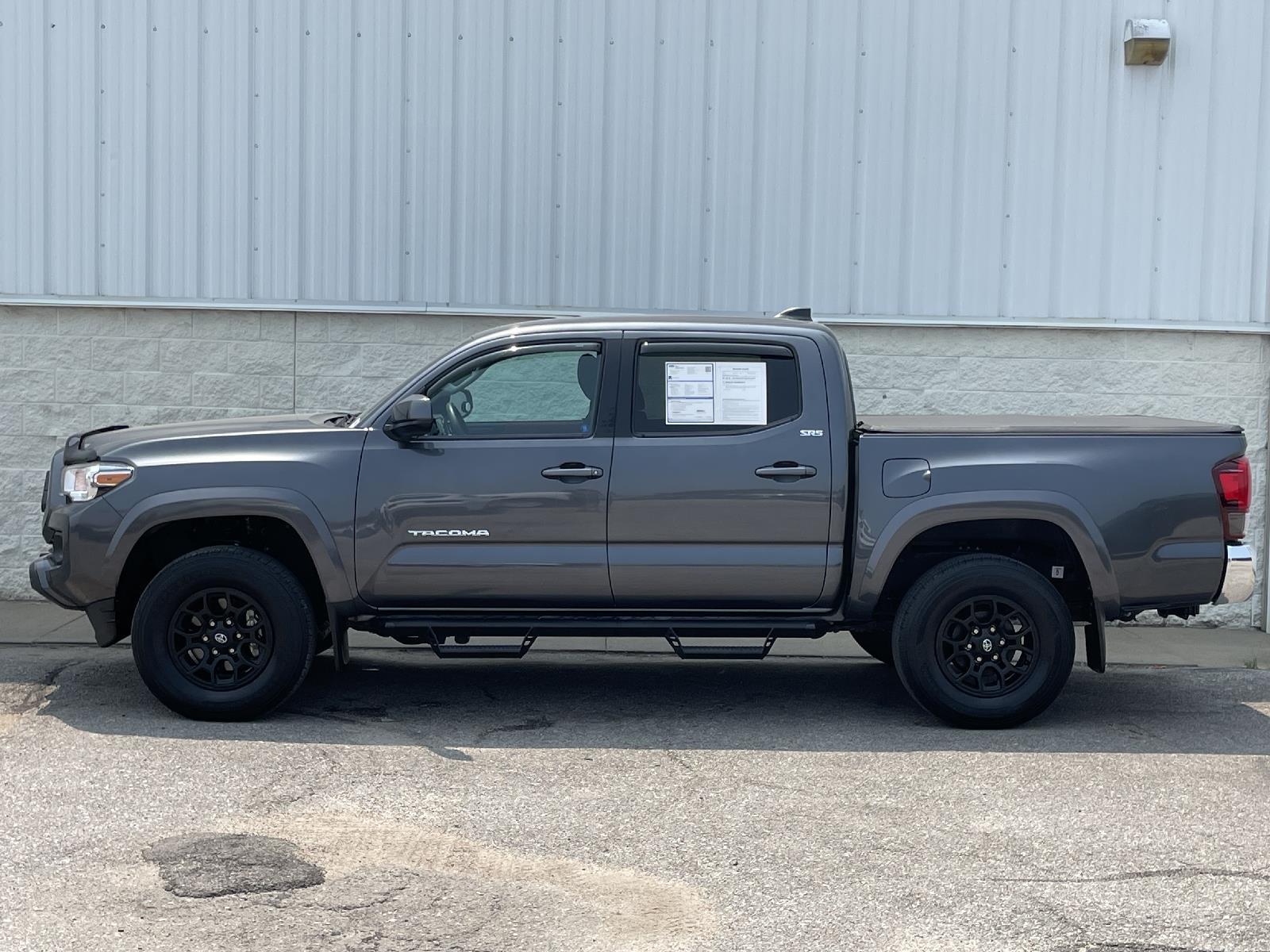 Used 2021 Toyota Tacoma SR5 with VIN 3TMCZ5AN9MM403844 for sale in Lincoln, NE