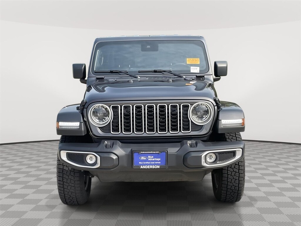Used 2025 Jeep Wrangler Sahara SUV