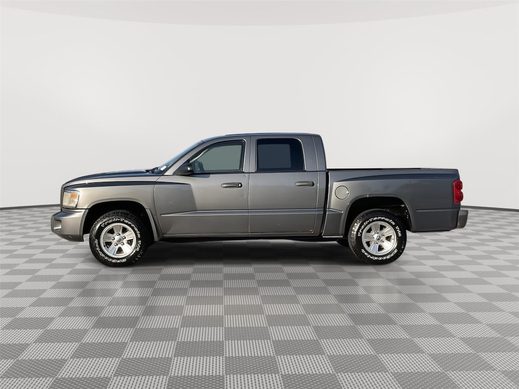Used 2011 Ram Dakota SXT Truck Crew Cab