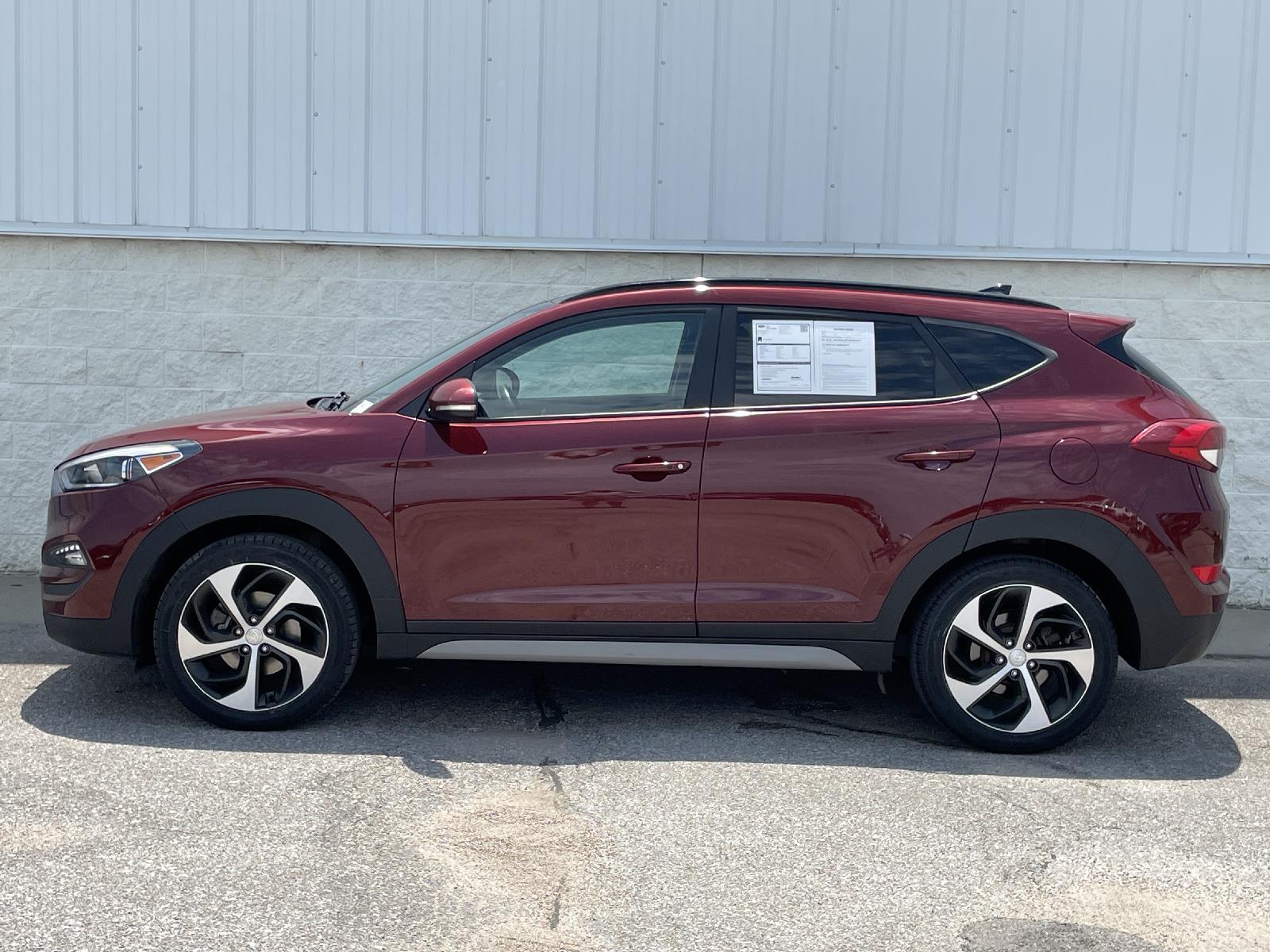 Used 2018 Hyundai Tucson Value with VIN KM8J3CA25JU808914 for sale in Lincoln, NE