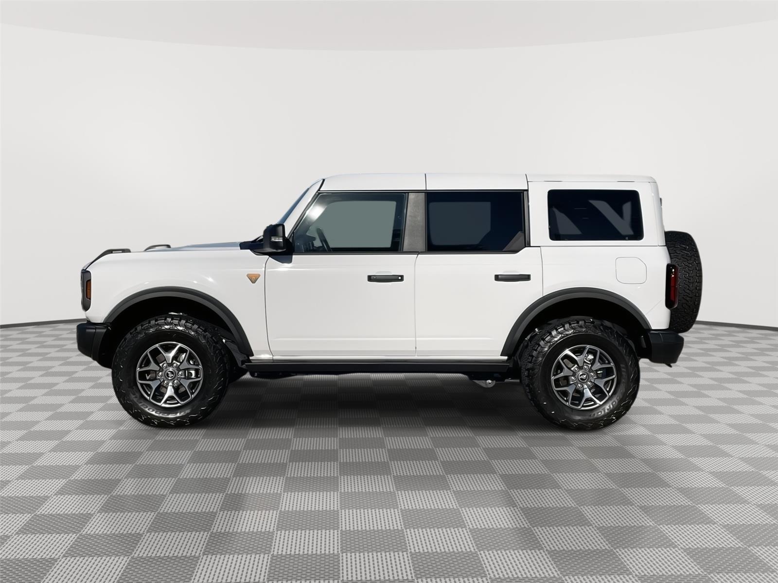Used 2025 Ford Bronco Badlands SUV