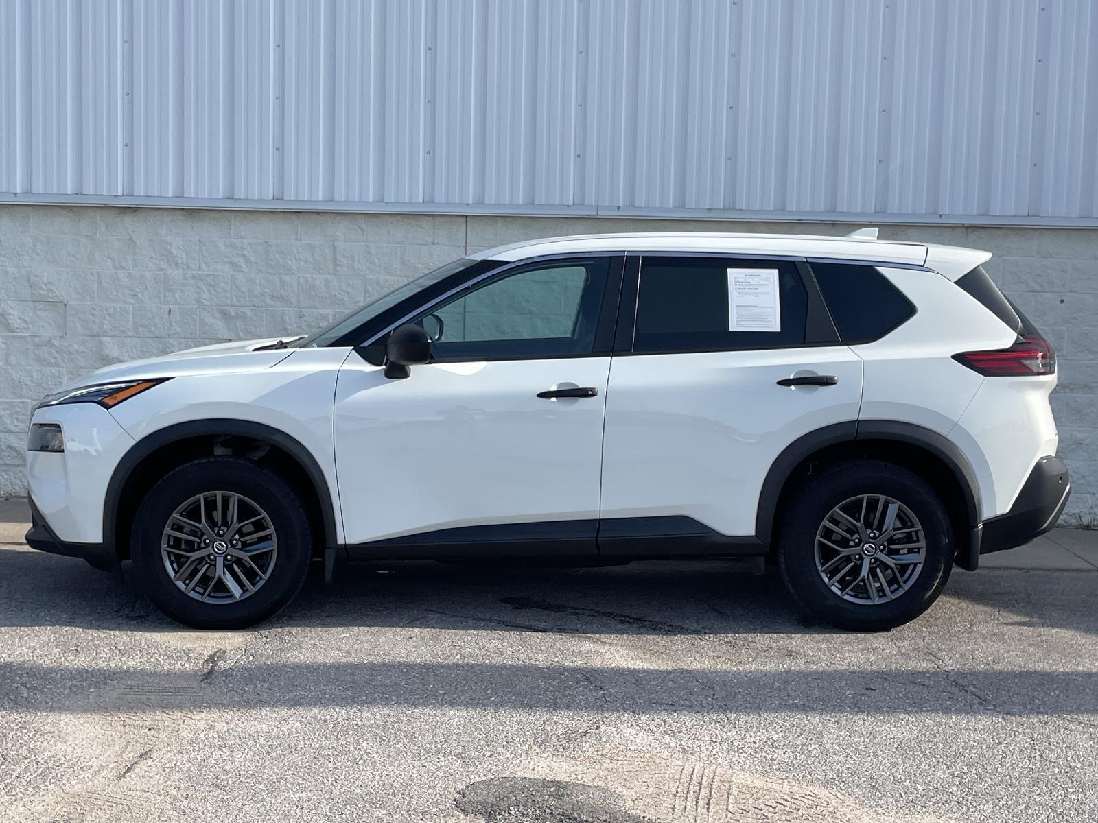 Used 2021 Nissan Rogue S with VIN 5N1AT3AB1MC695490 for sale in Lincoln, NE