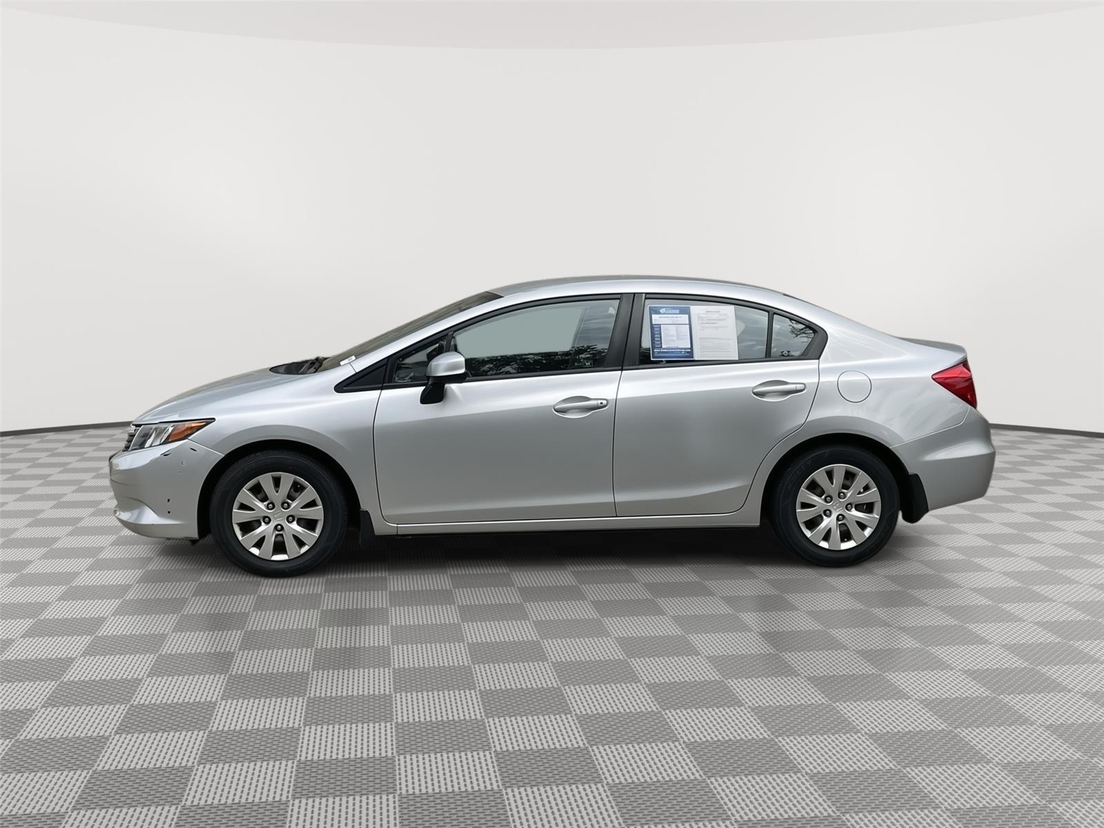 2012 Honda Civic LX photo 2
