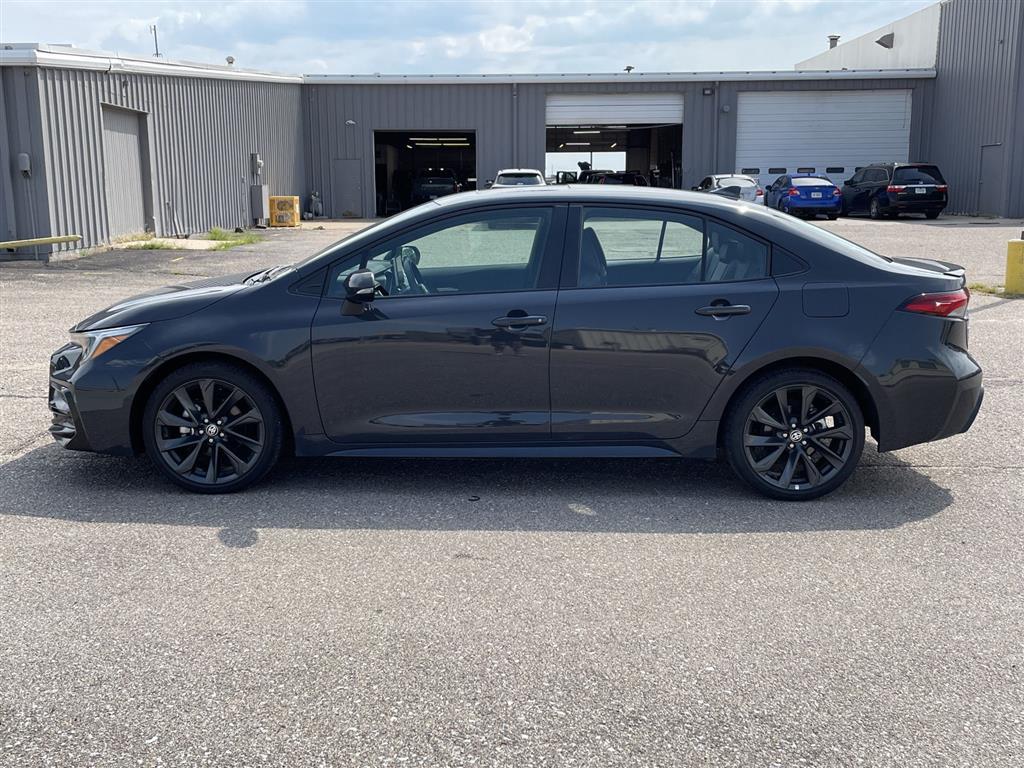 2024 Toyota Corolla XSE photo 2