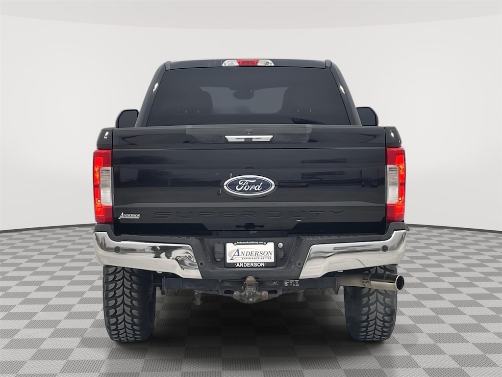 2019 Ford F-250 XLT photo 4