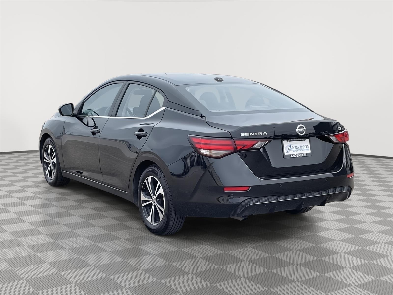 2023 Nissan Sentra SV photo 3
