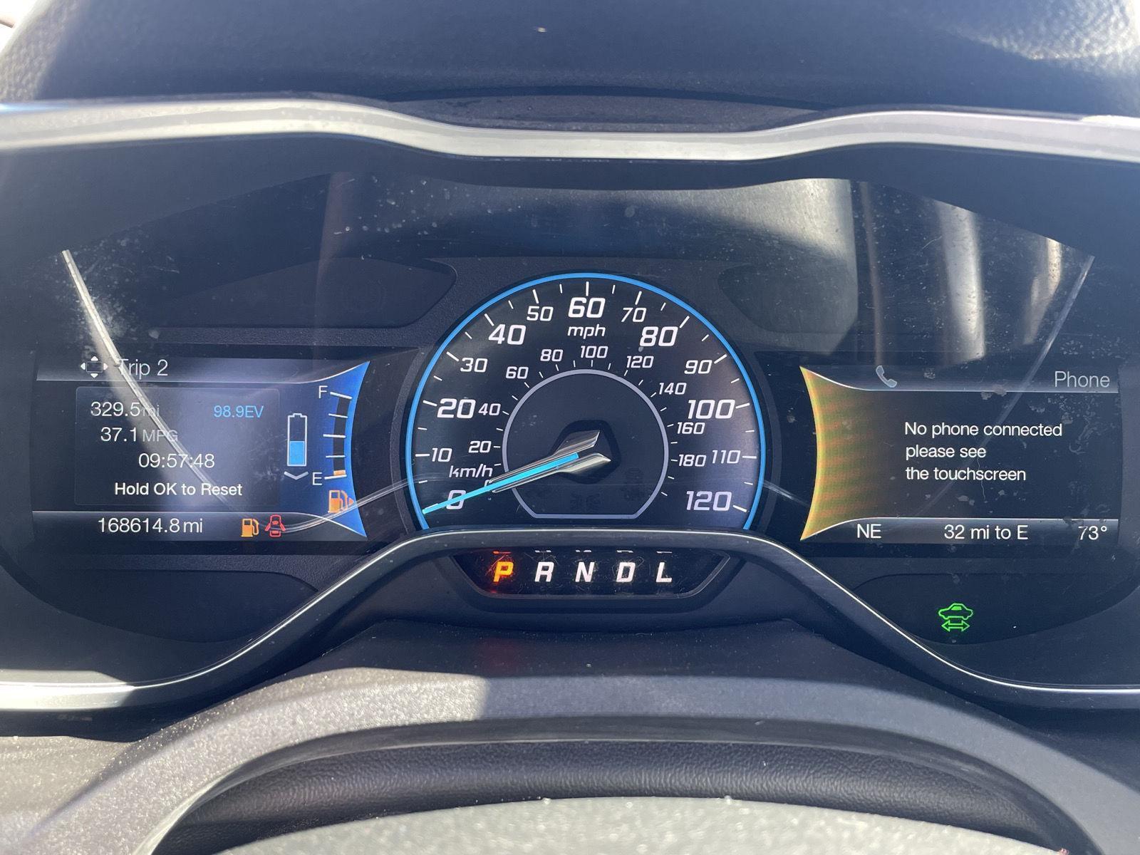 2015 Ford C-Max Hybrid SEL photo 2