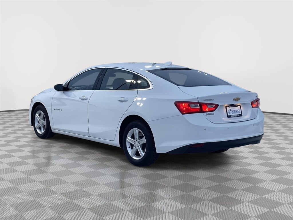 Used 2024 Chevrolet Malibu LT Sedan