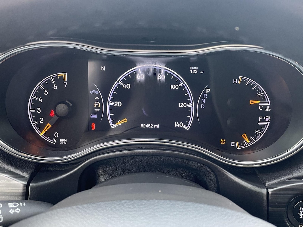 2019 Jeep Grand Cherokee Limited photo 3