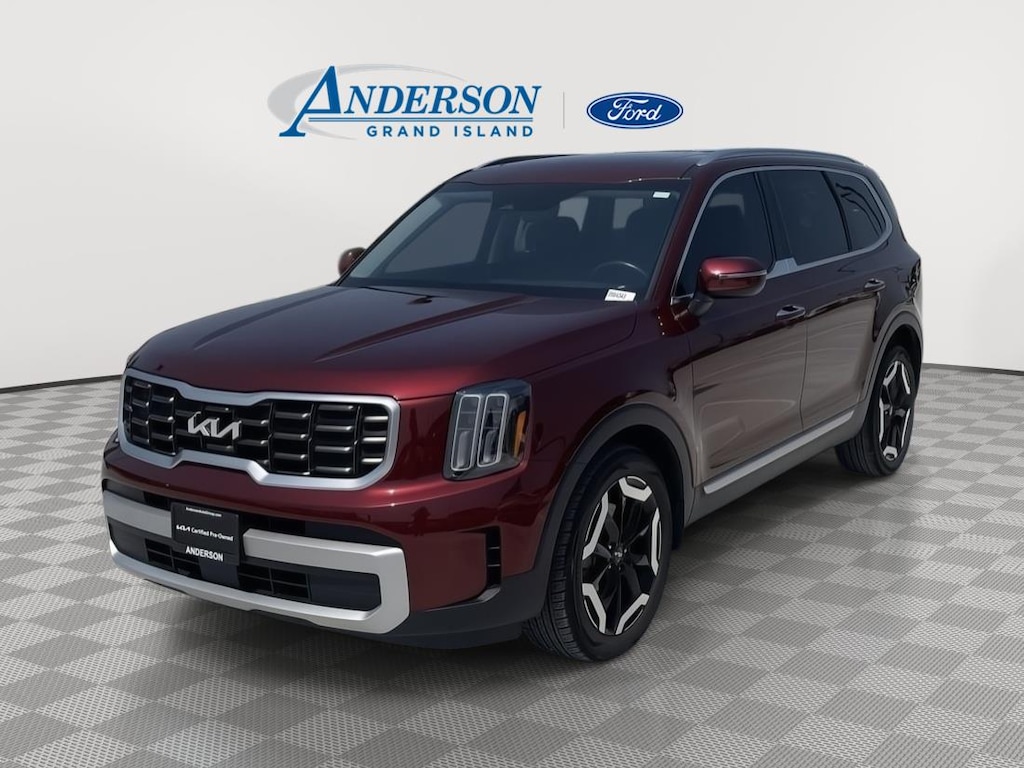 Used 2024 Kia Telluride S SUV