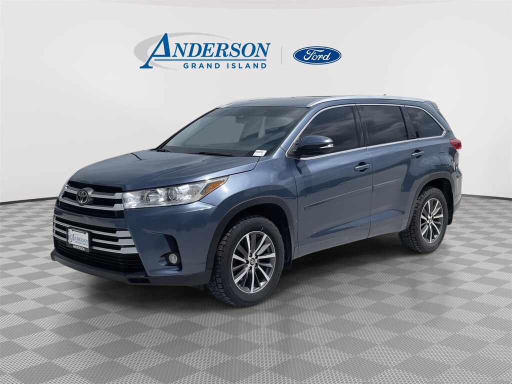 Used 2017 Toyota Highlander XLE SUV