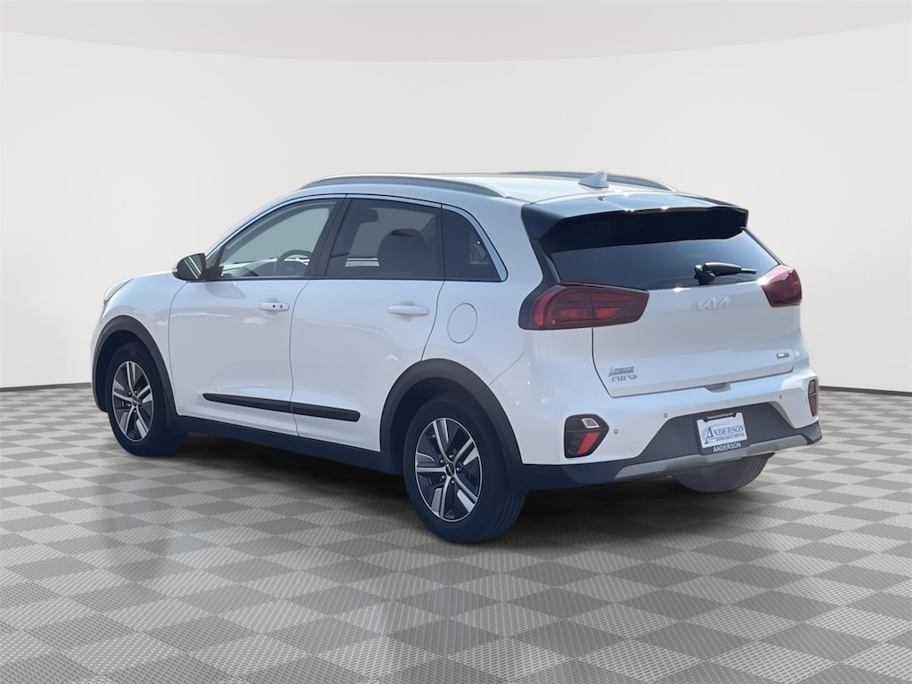 Used 2022 Kia Niro EX Premium SUV