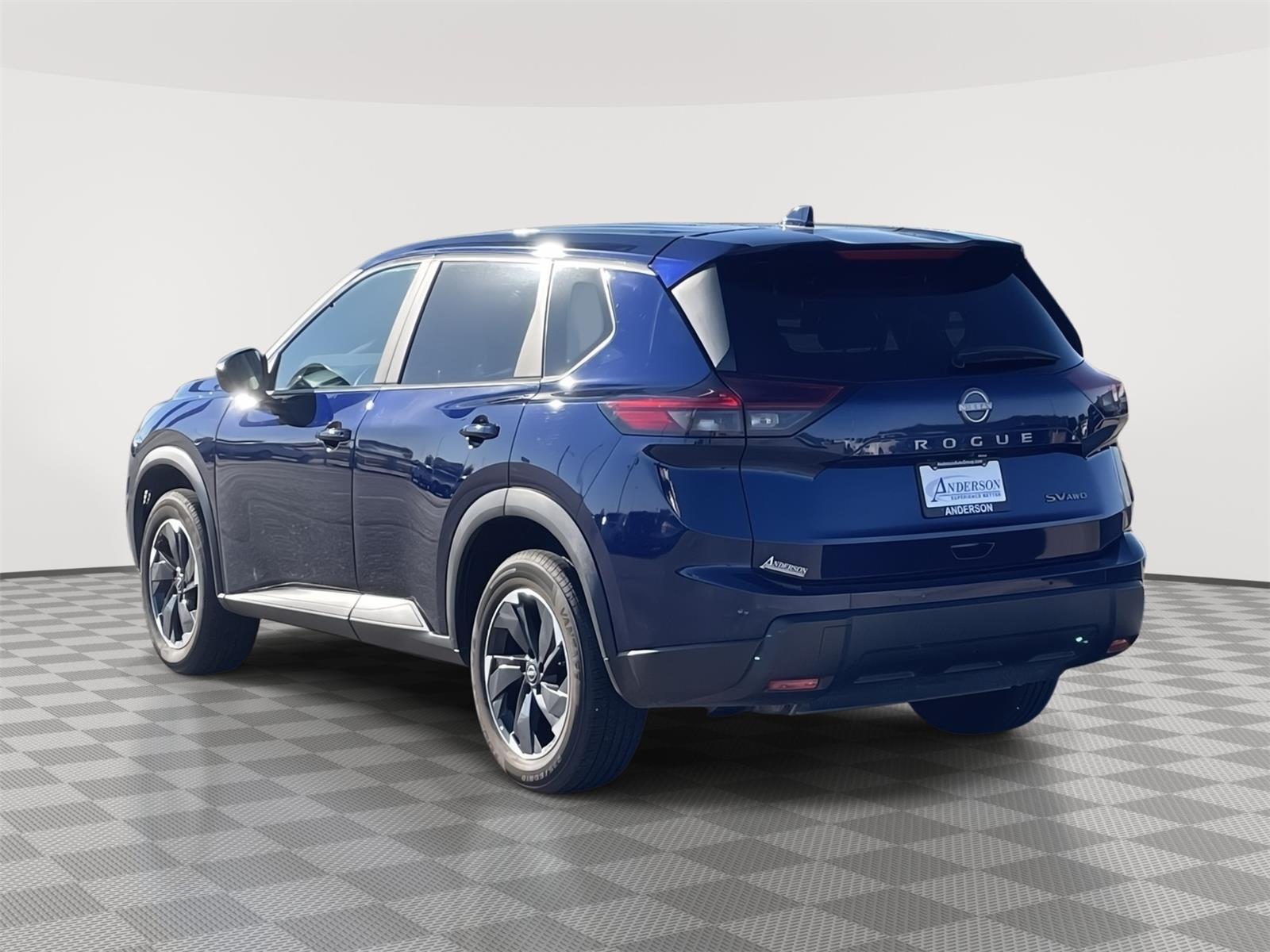 2024 Nissan Rogue SV photo 4