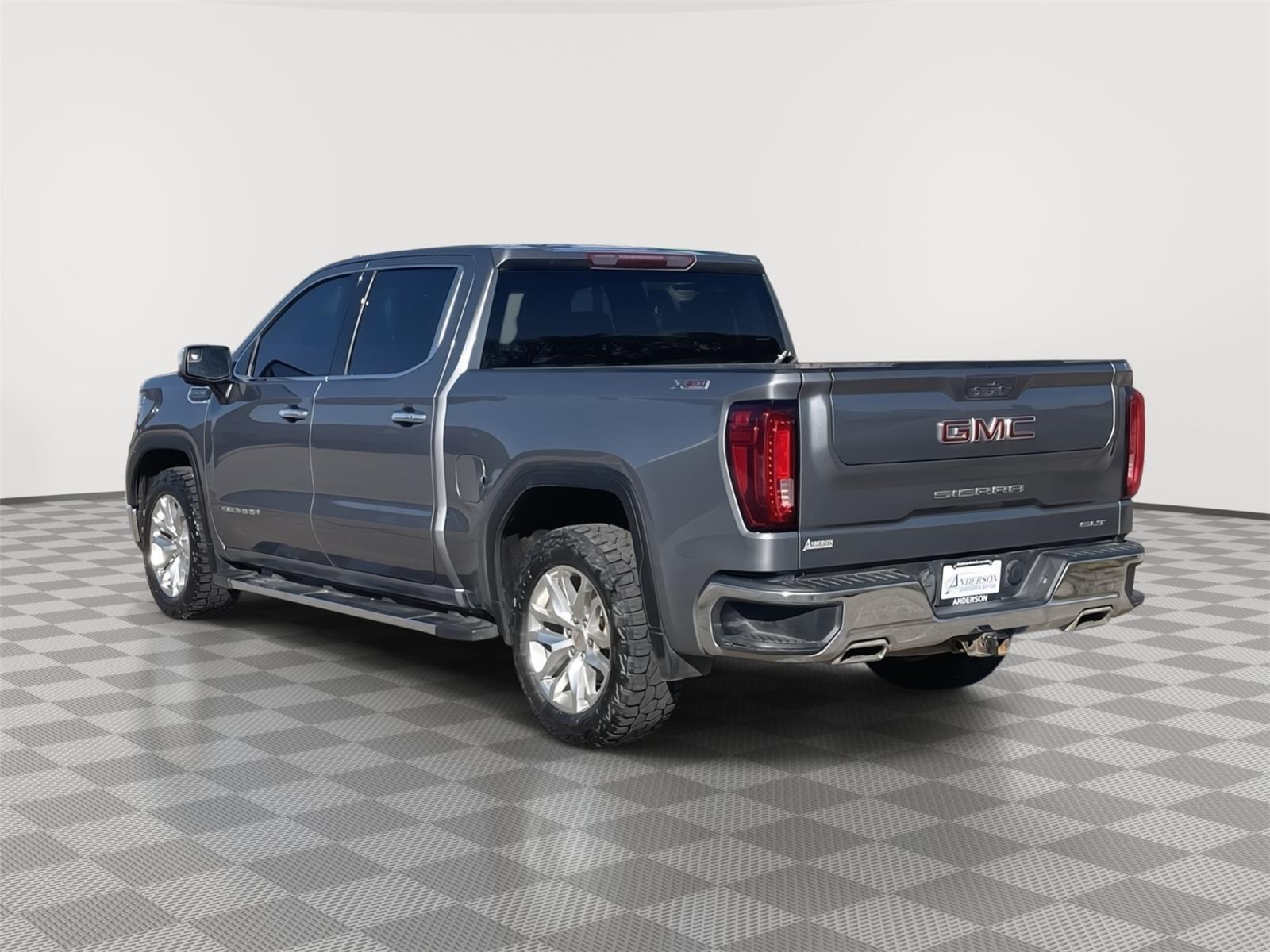 2021 Gmc Sierra 1500 SLT photo 4