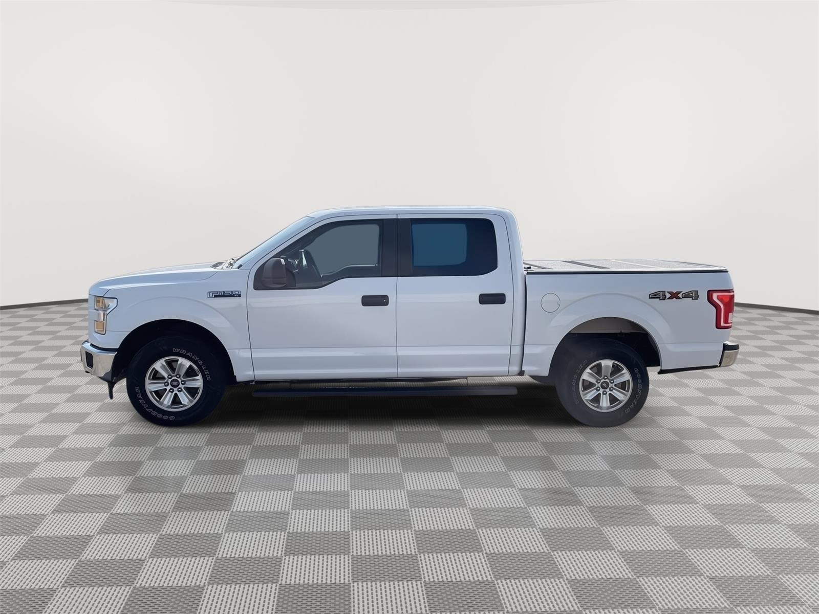 2015 Ford F-150 XL photo 2