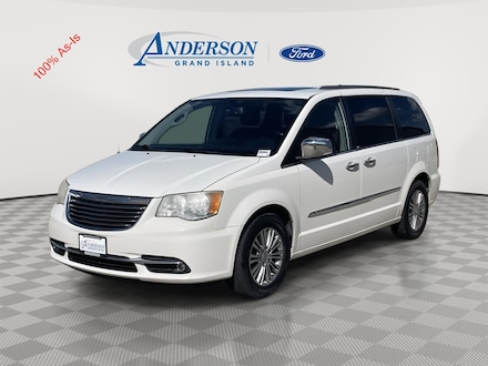 2013 Chrysler Town & Country Touring-L Van LWB Passenger Van