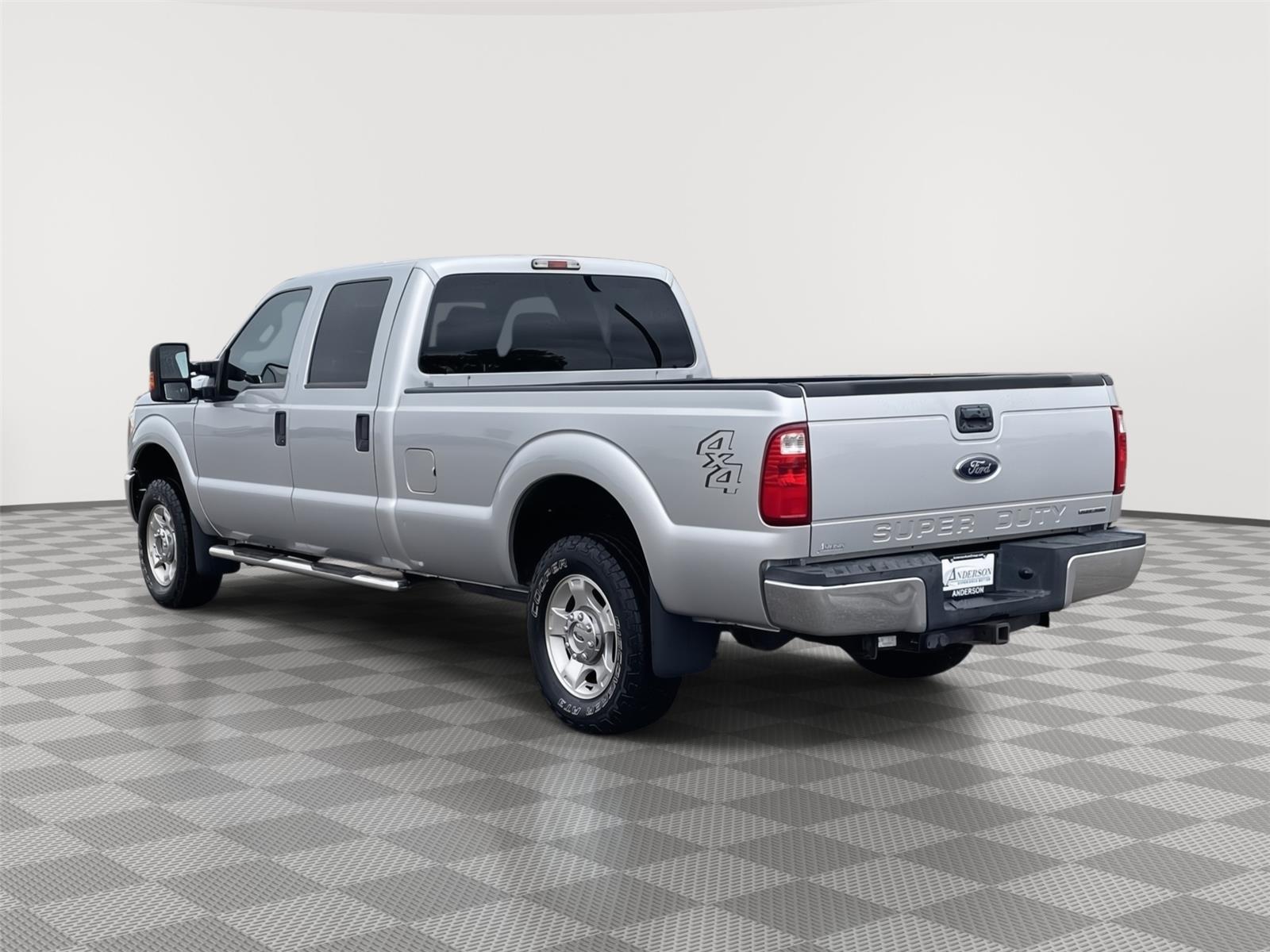 2016 Ford F-250 XLT photo 4