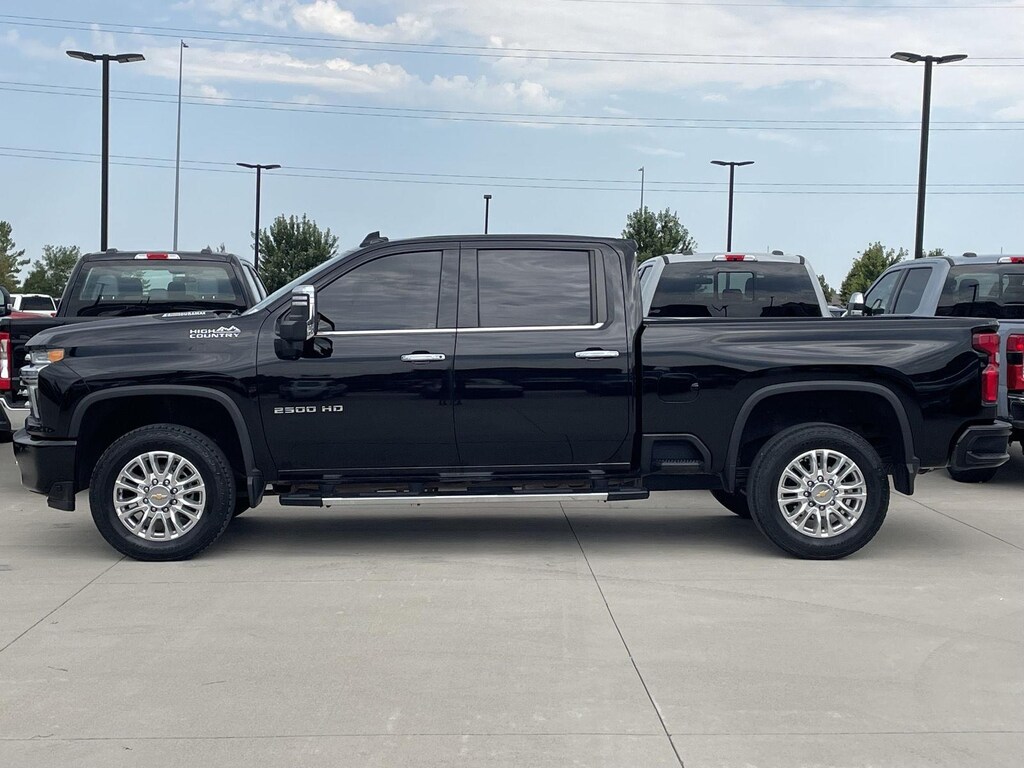 Used 2022 Chevrolet Silverado 2500HD High Country Truck Crew Cab