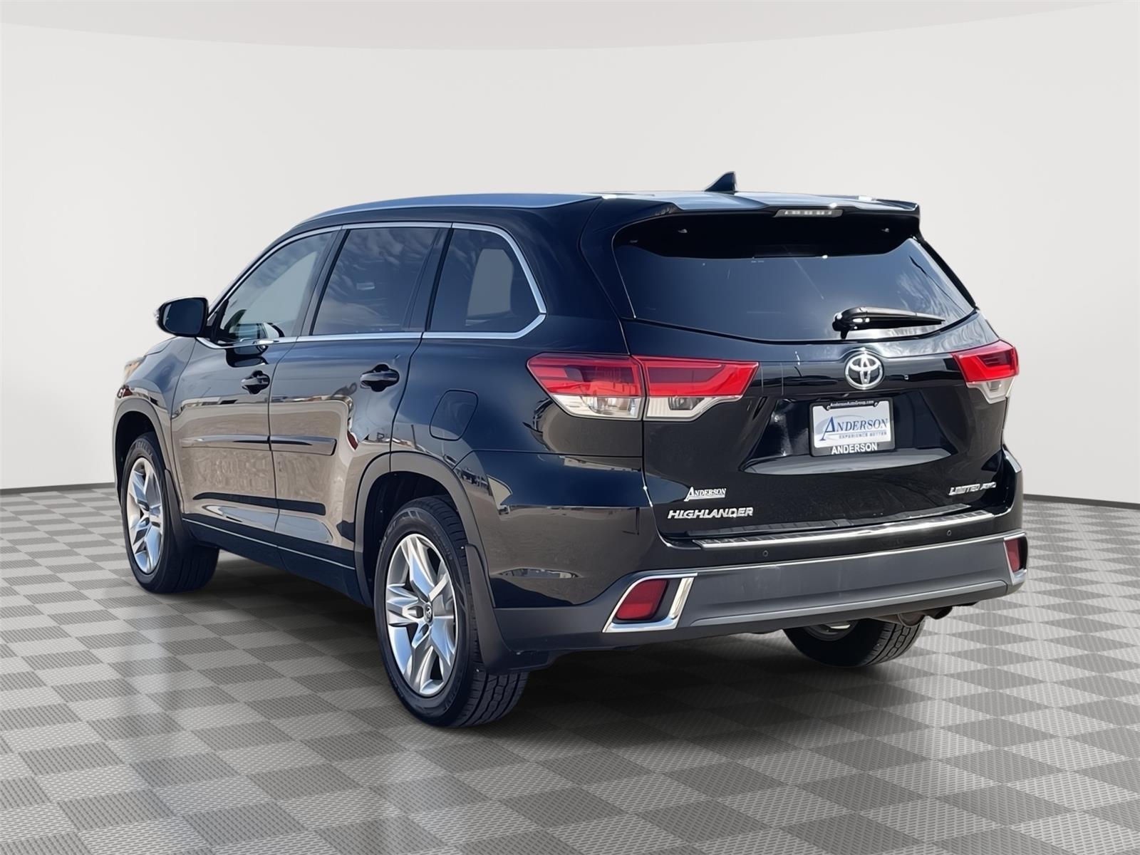 2019 Toyota Highlander Limited photo 4