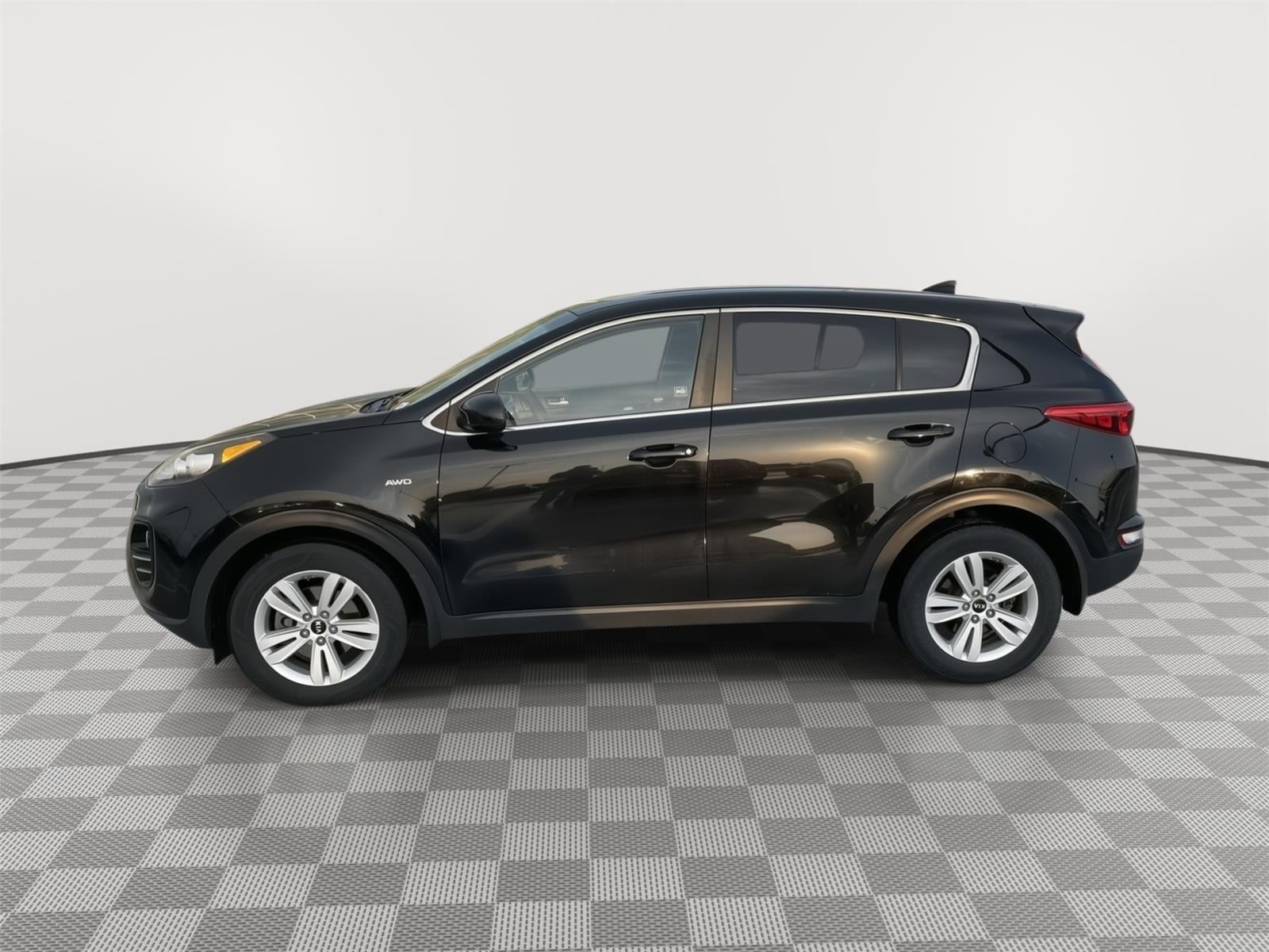 Used 2017 Kia Sportage LX with VIN KNDPMCAC2H7243146 for sale in Saint Joseph, MO