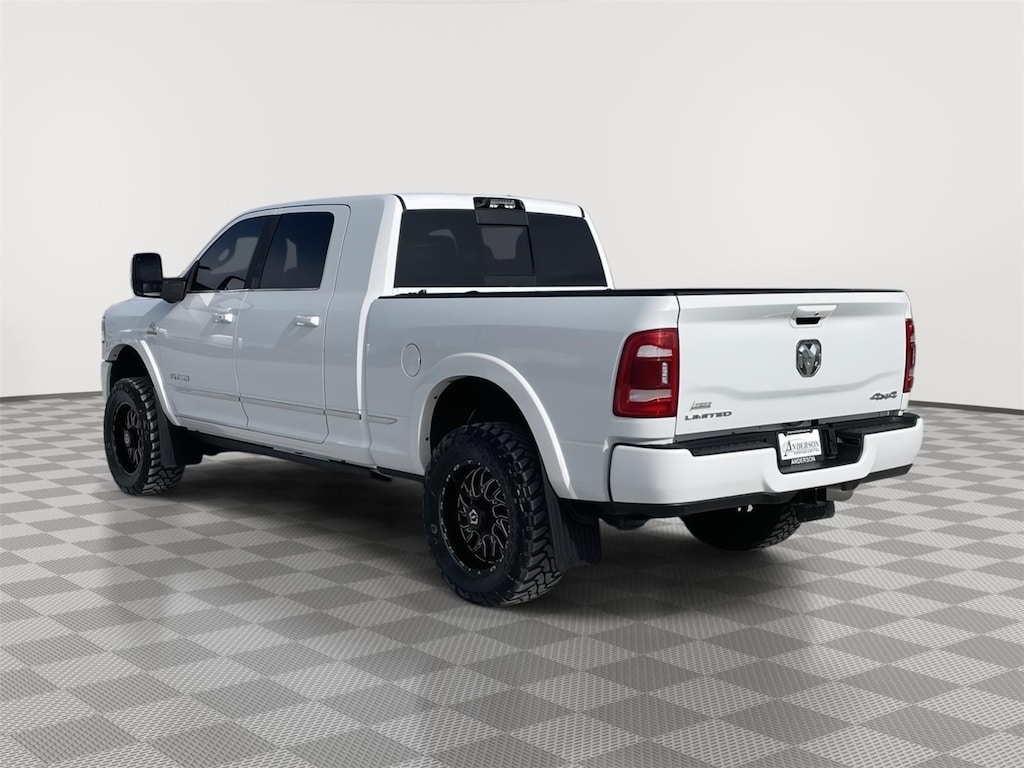 2023 Ram 3500 Limited photo 4