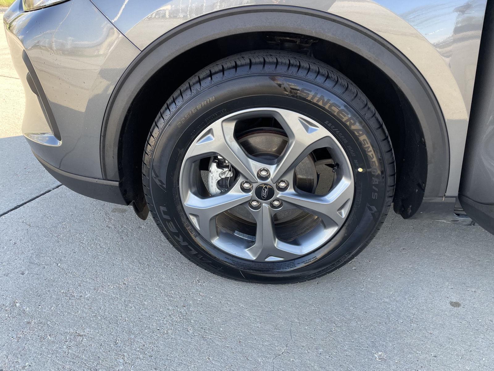 2025 Ford Escape ST-Line - Photo 10