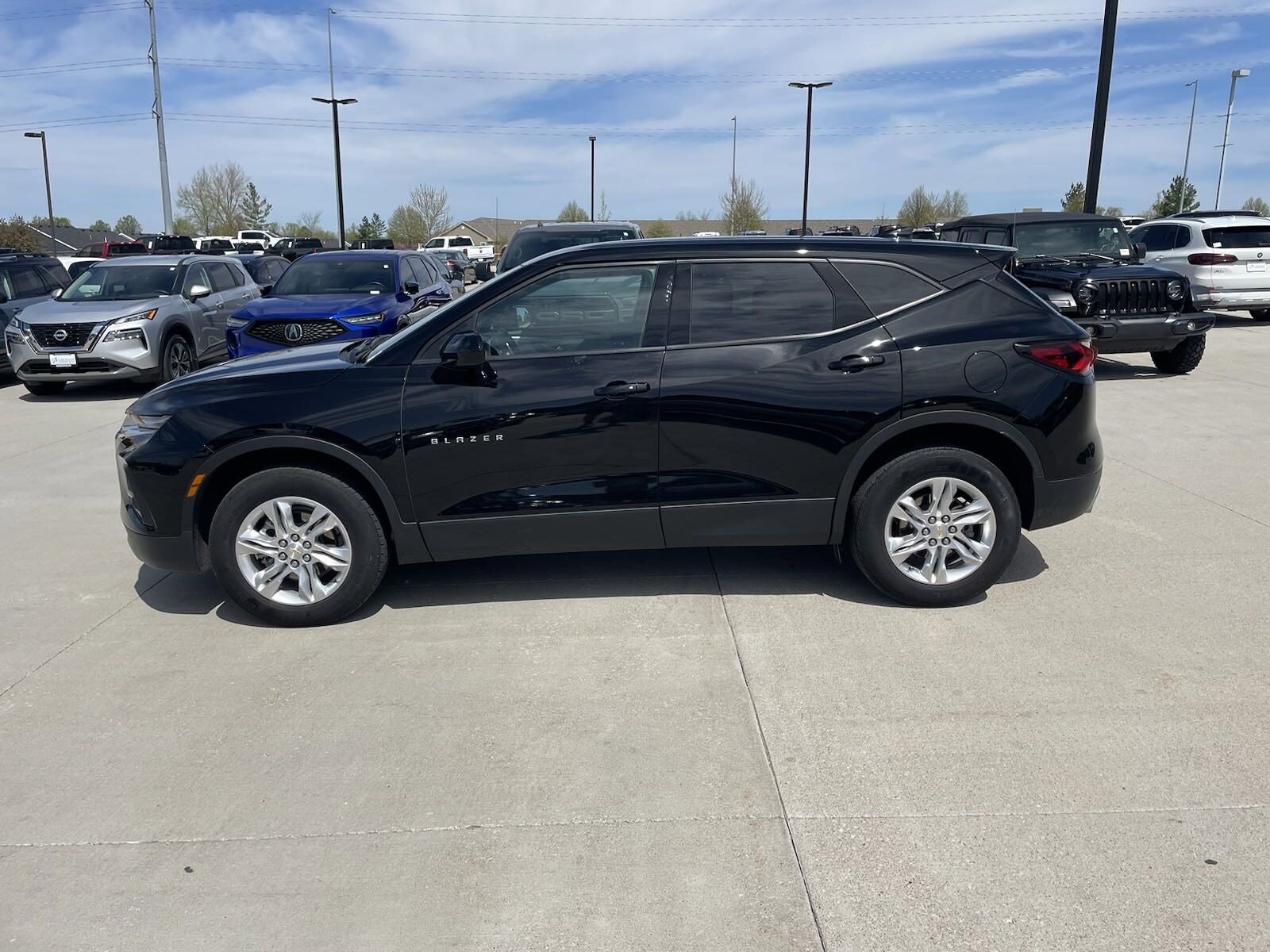 Used 2022 Chevrolet Blazer 2LT with VIN 3GNKBCR42NS117421 for sale in Lincoln, NE